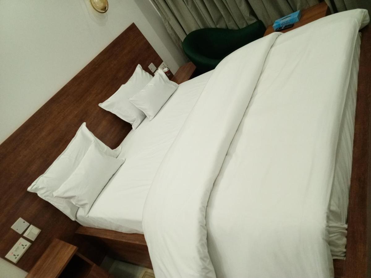 Ally Ngali Motel Kigali Exteriör bild