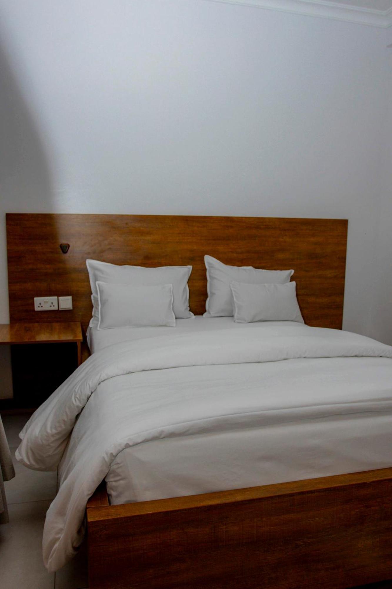 Ally Ngali Motel Kigali Exteriör bild