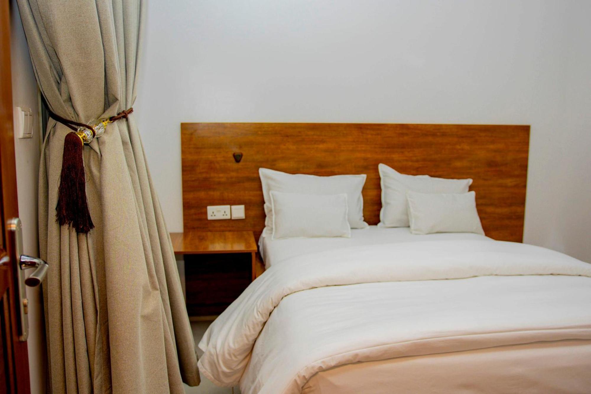 Ally Ngali Motel Kigali Exteriör bild